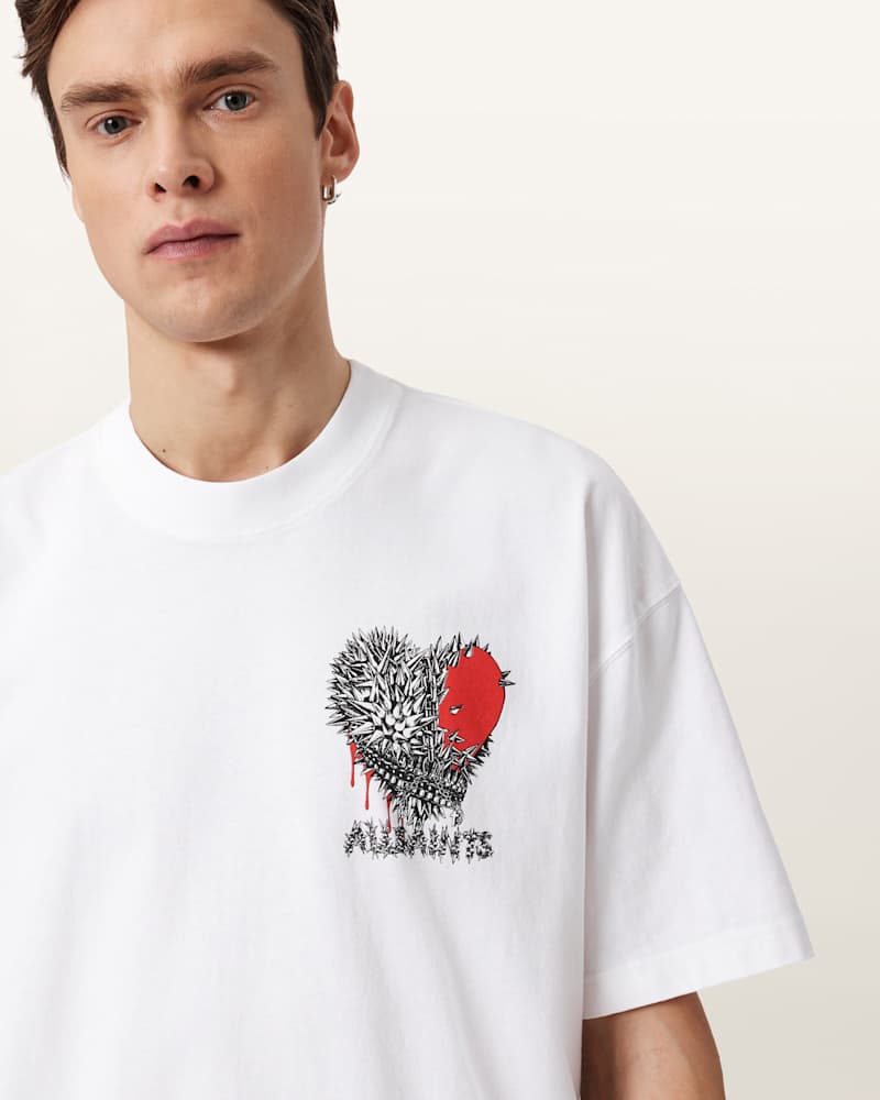 Chaste Oversized Graphic T-Shirt