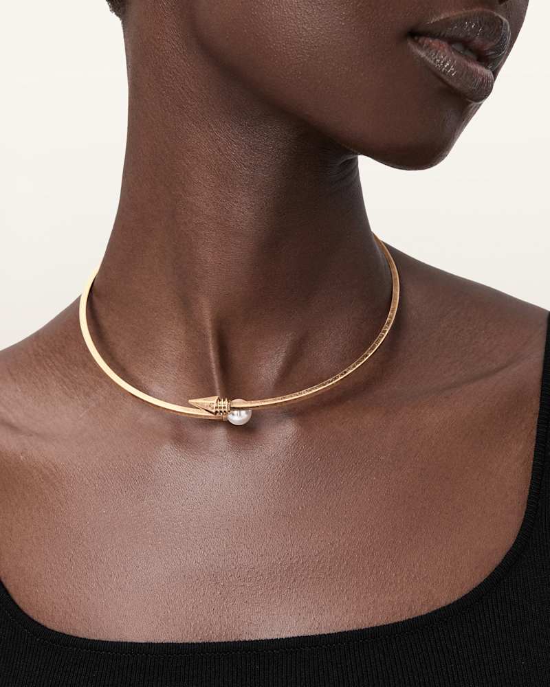 Hazel Hinge Necklace