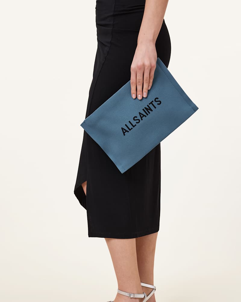 Izzy Logo Knitted Clutch