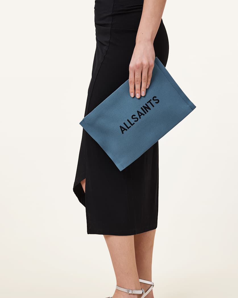 Izzy Logo Knitted Clutch