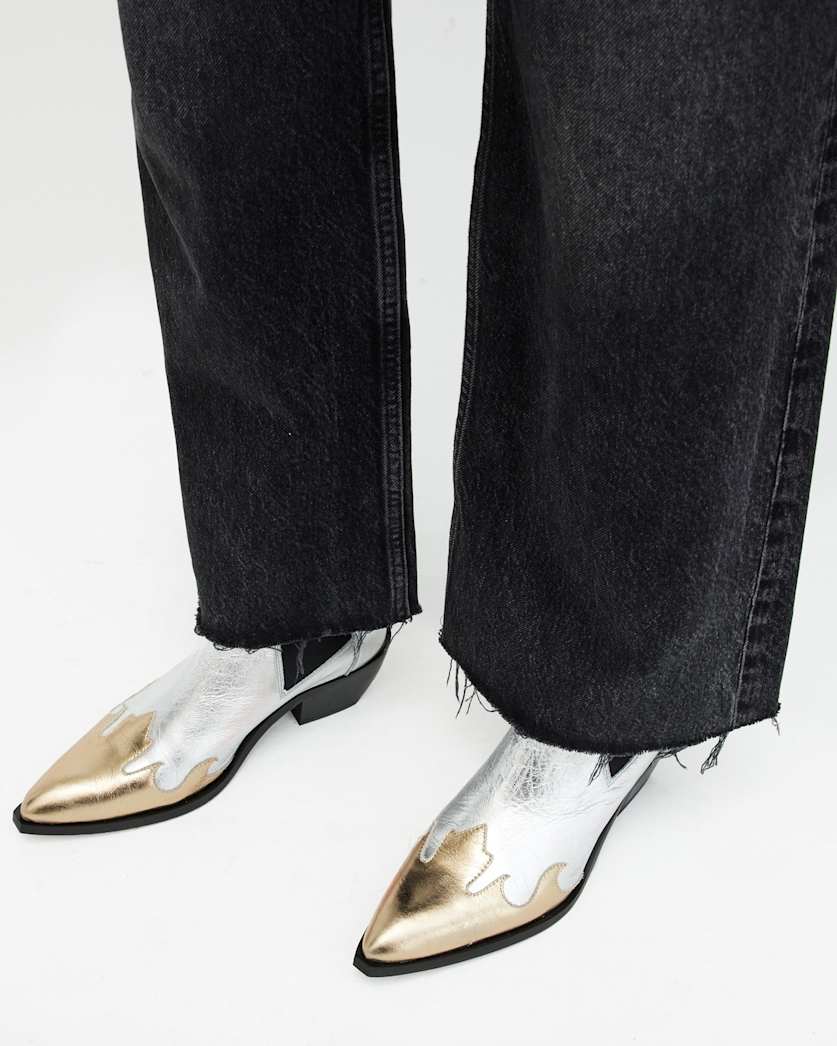 Dellaware Pointed Leather Western Boots