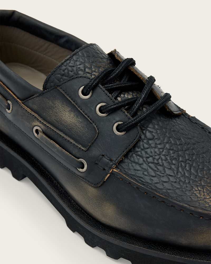 Skiff Leather Boat Shoes