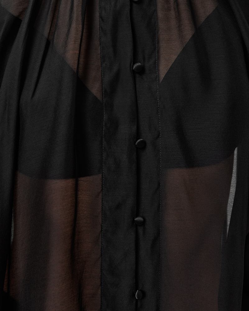 Sez Tulle Oversized Cape