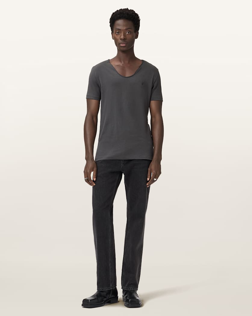 Tonic Scoop Neck Slim Ramskull T-Shirt