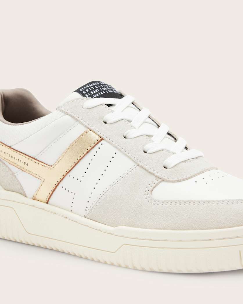 Vix Low Top Round Toe Suede Trainers