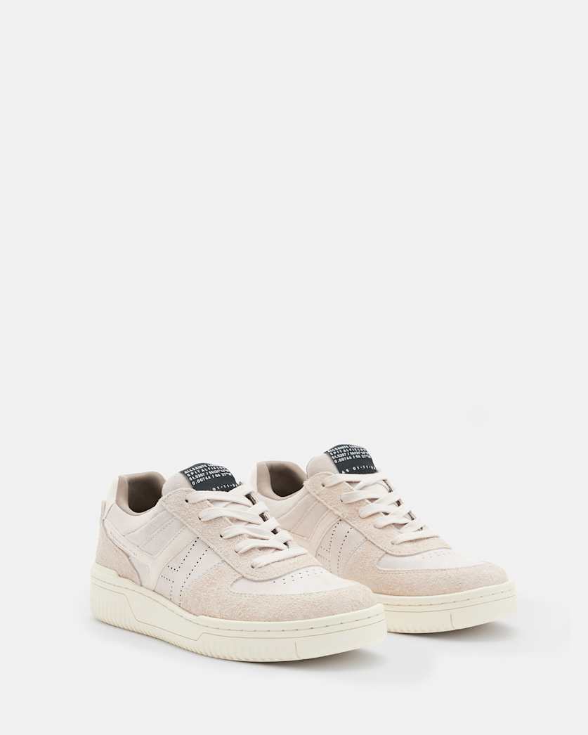 Vix Low Top Round Toe Suede Sneakers
