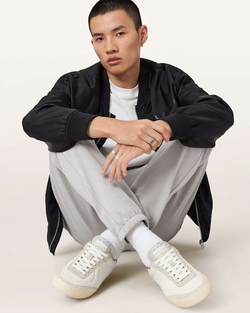Harri Low Top Trainers