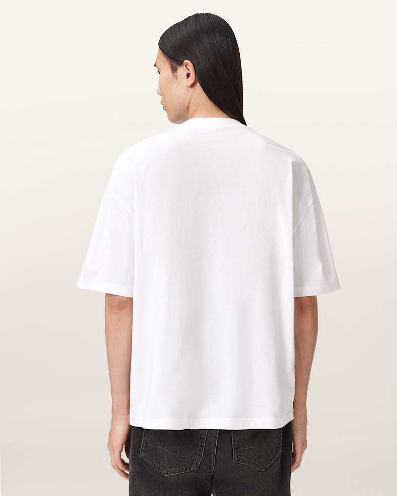 Scale Cropped Graphic T-Shirt