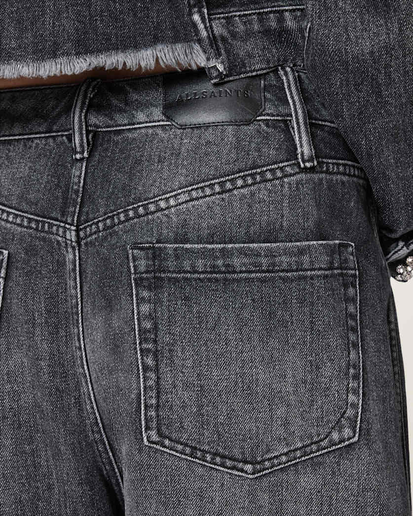 Carter Barrel Denim Jeans