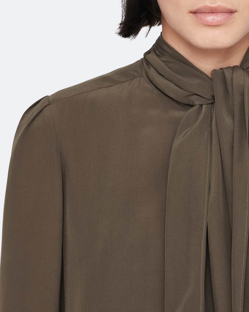 Iris Bow Detail Shirt