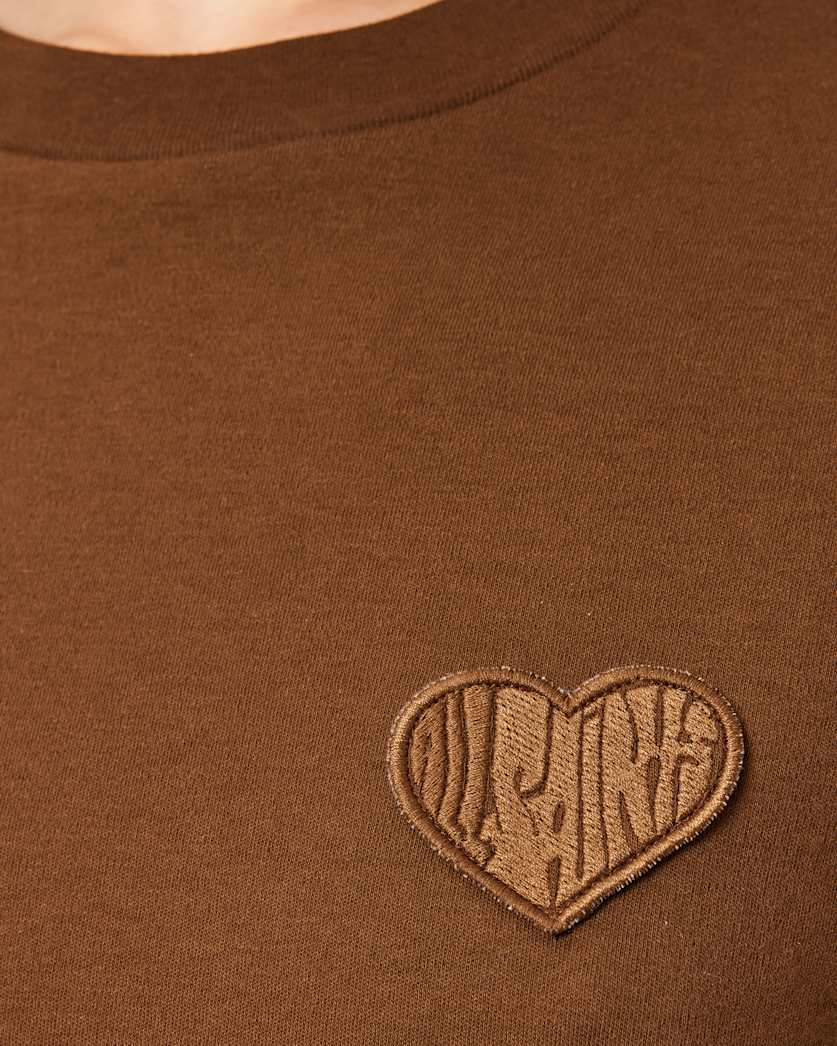 Lover Lisa Embroidered T-Shirt