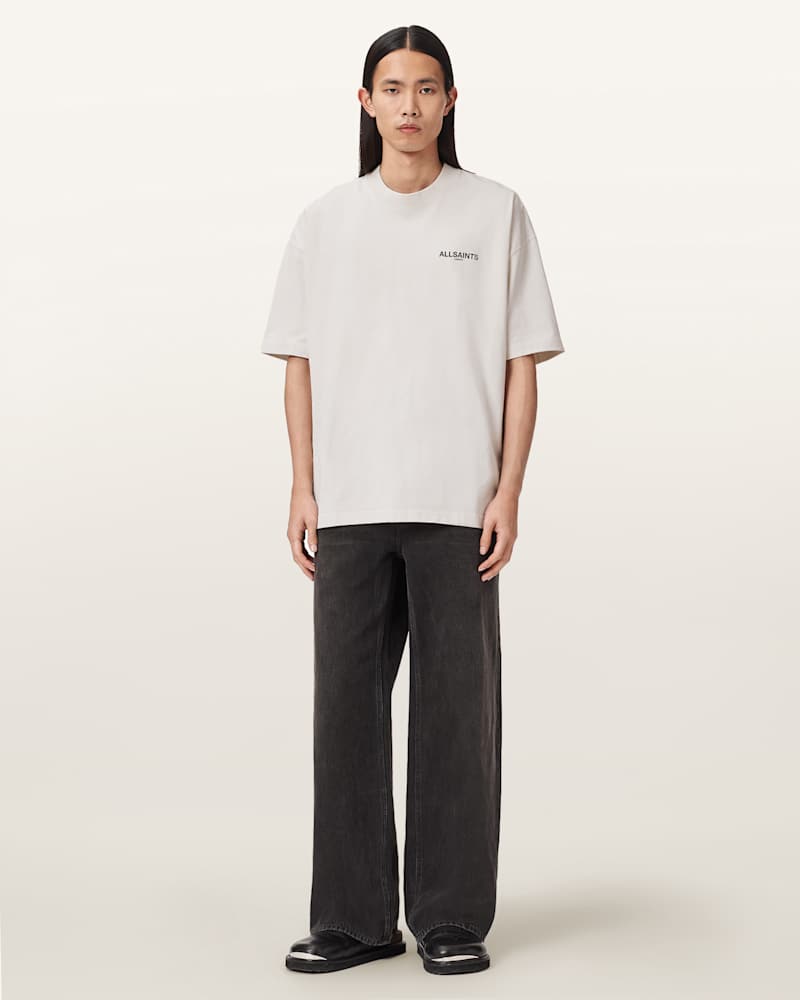 Hallis Oversized Graphic T-Shirt