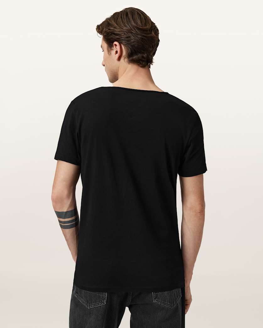 Tonic Scoop Neck Slim Ramskull T-Shirt