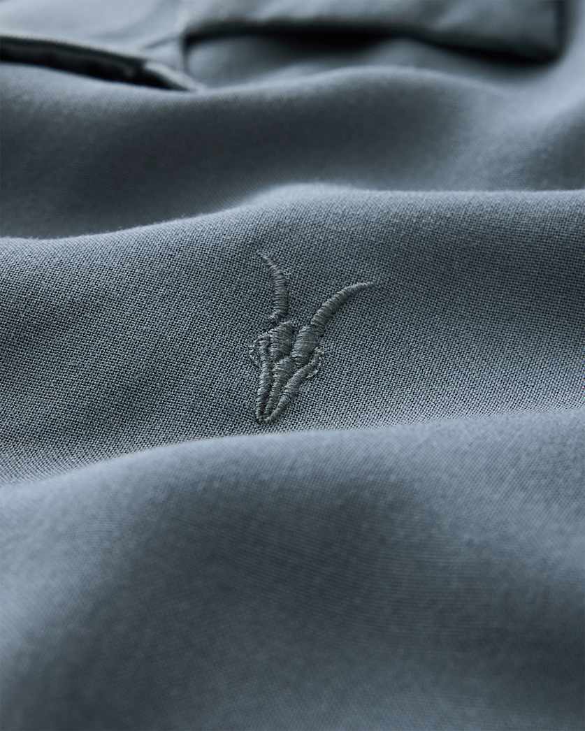 Venice Revere Collar Ramskull Shirt