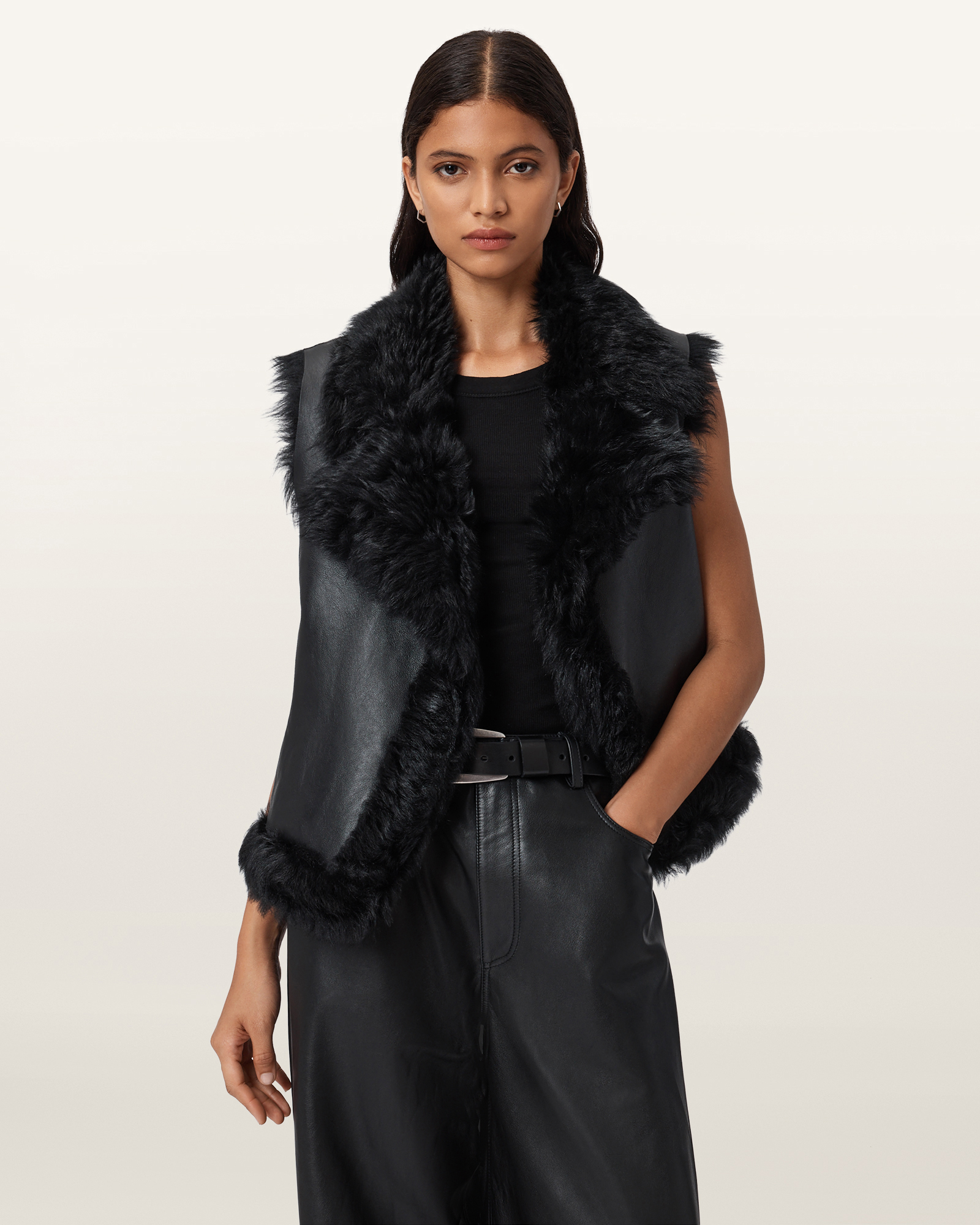 LUNA SHEARLING GILET