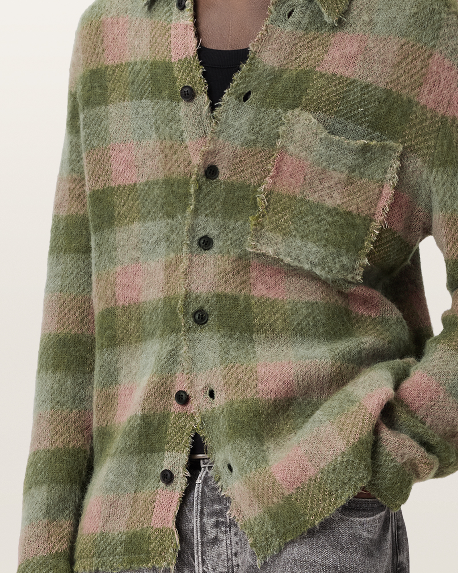BUTTON CLOSURE