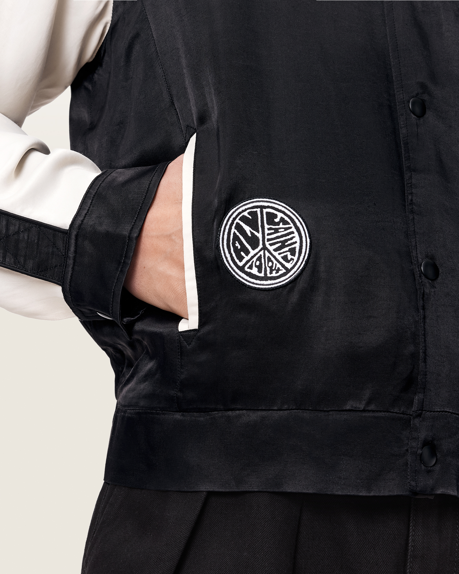 WELT POCKETS