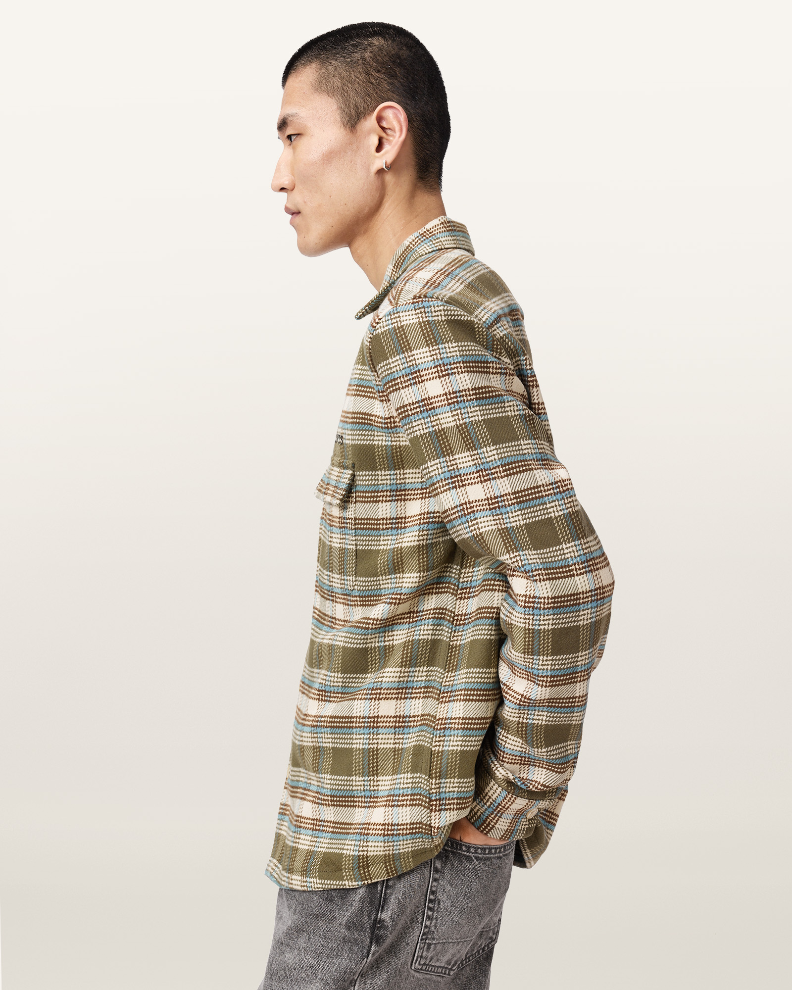RELAXED FIT