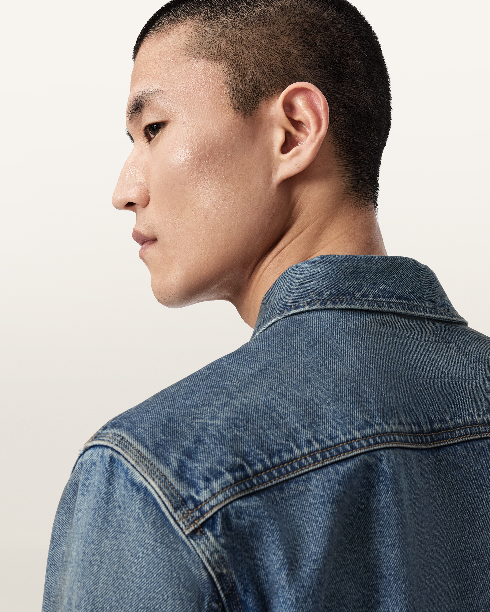 REGULAR SILHOUETTE