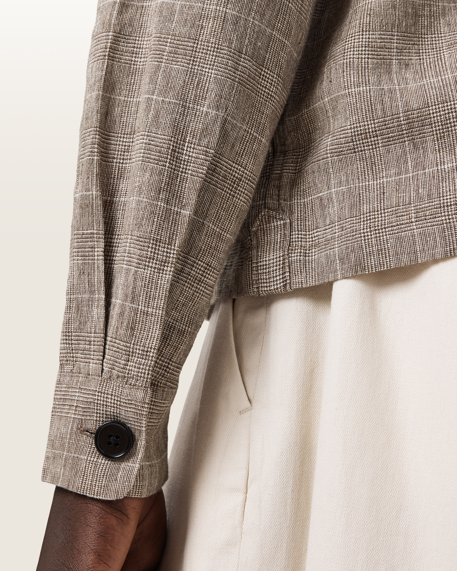 BUTTON CUFFS
