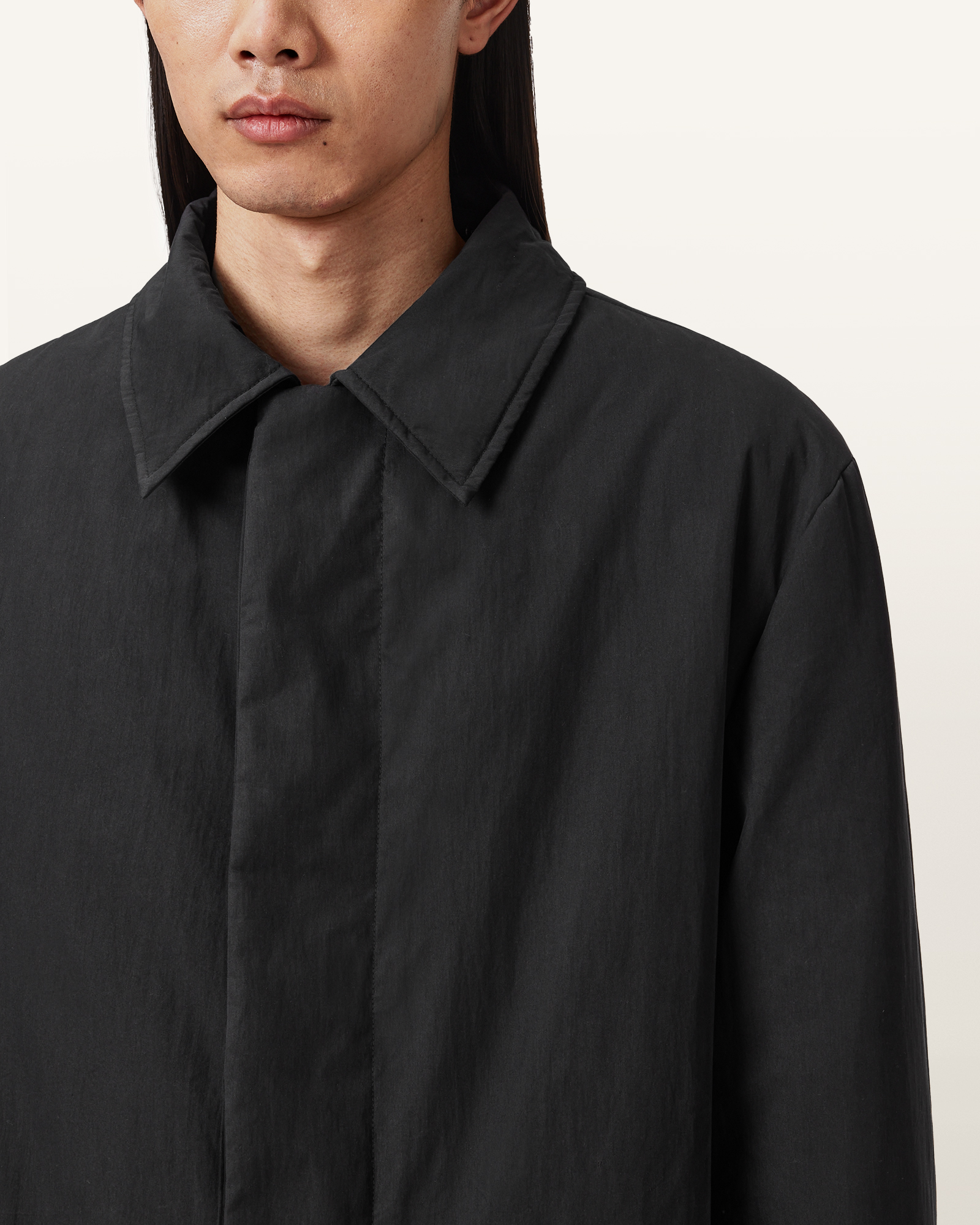 DETACHABLE COLLAR