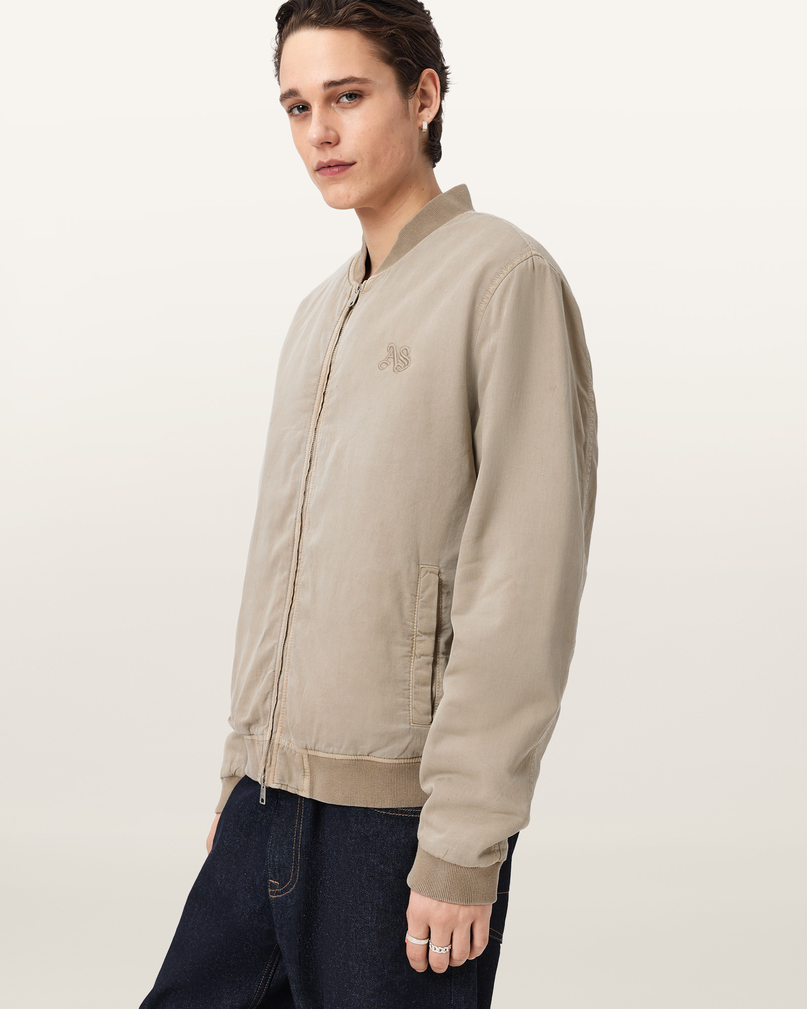 WELT POCKETS
