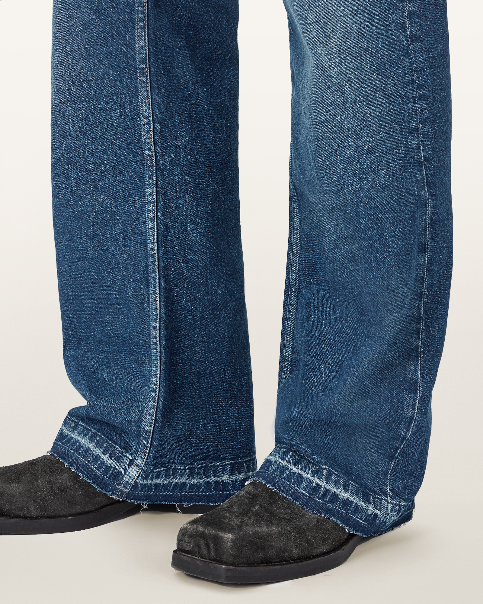 BOOTCUT FINISH