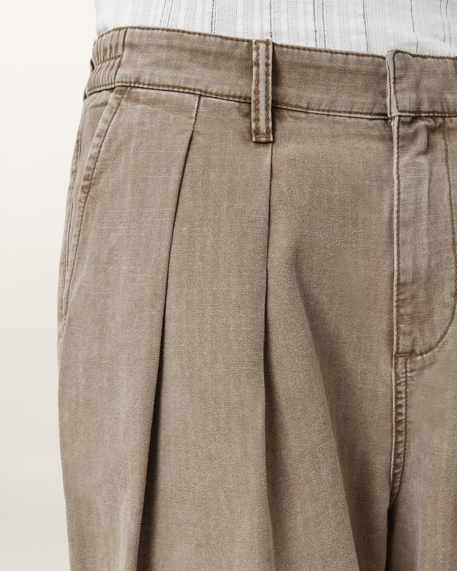 STRUCTURAL PLEATS