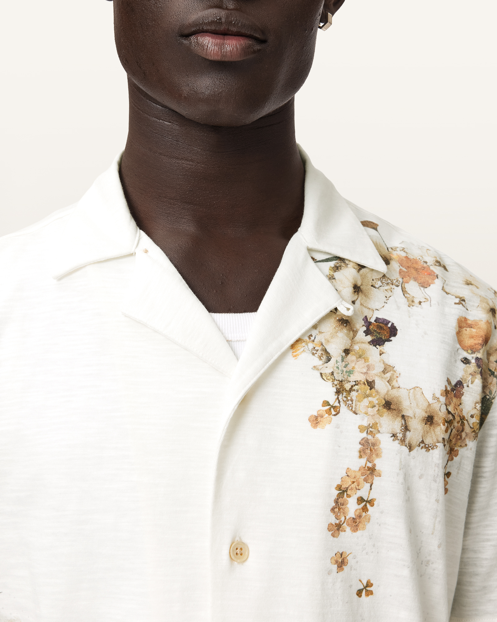 HAWAIIAN COLLAR