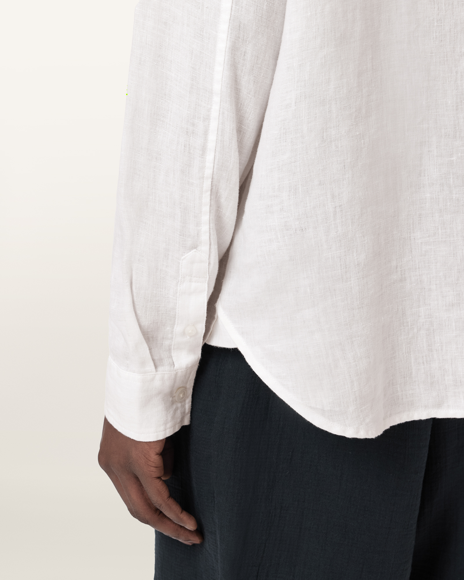 BUTTON CLOSURE