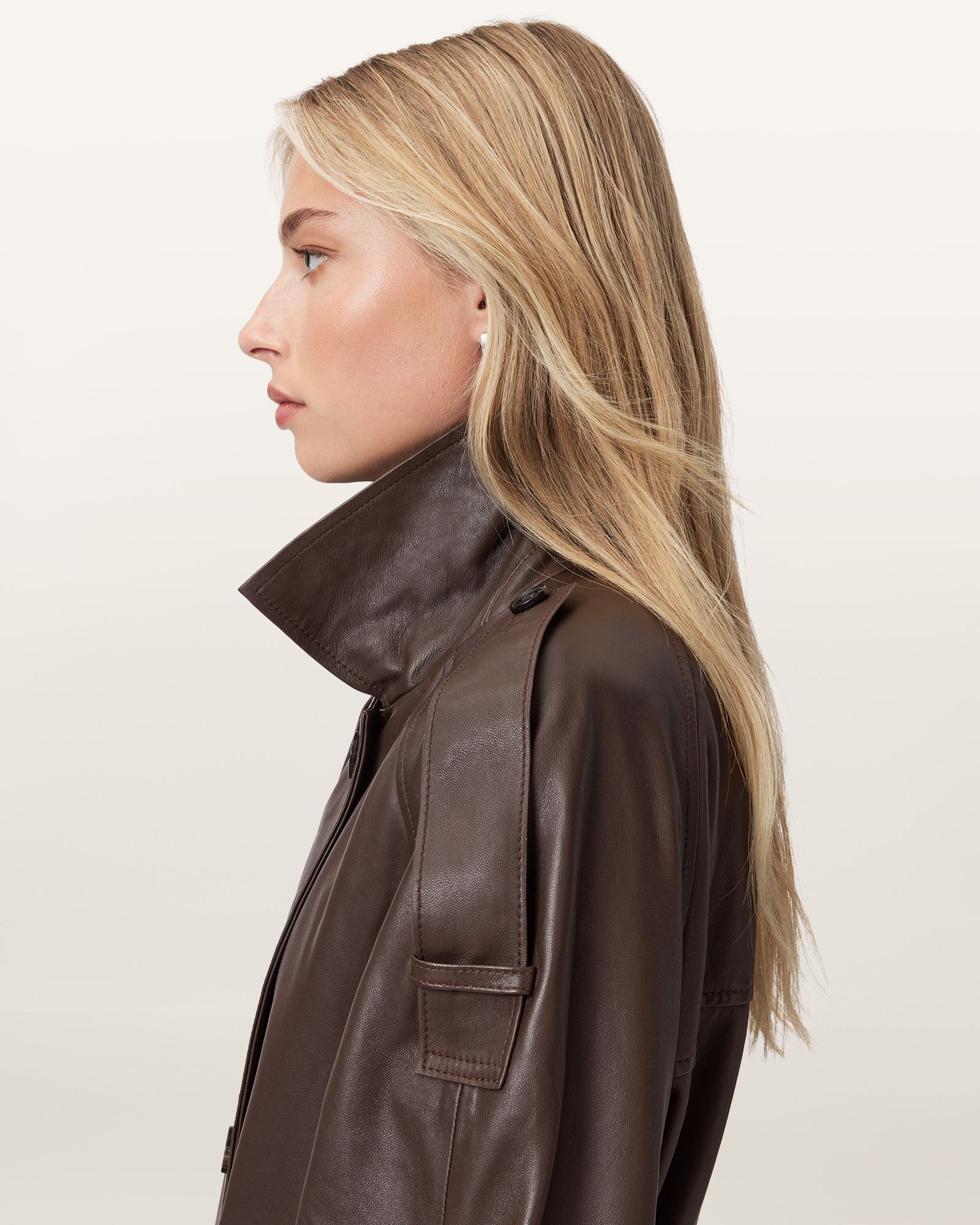 CLASSIC TRENCH DETAILS