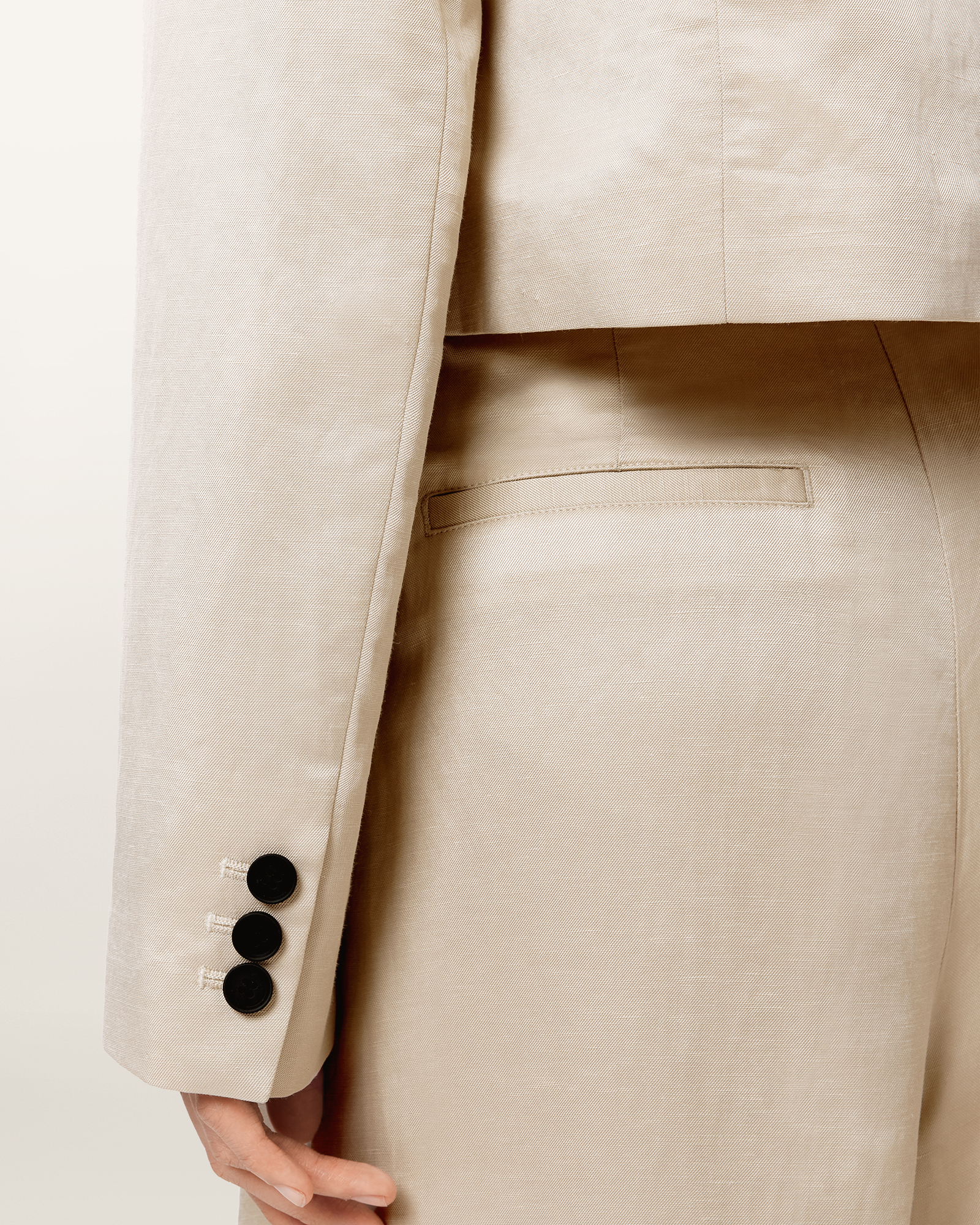 BRANDED BUTTONS