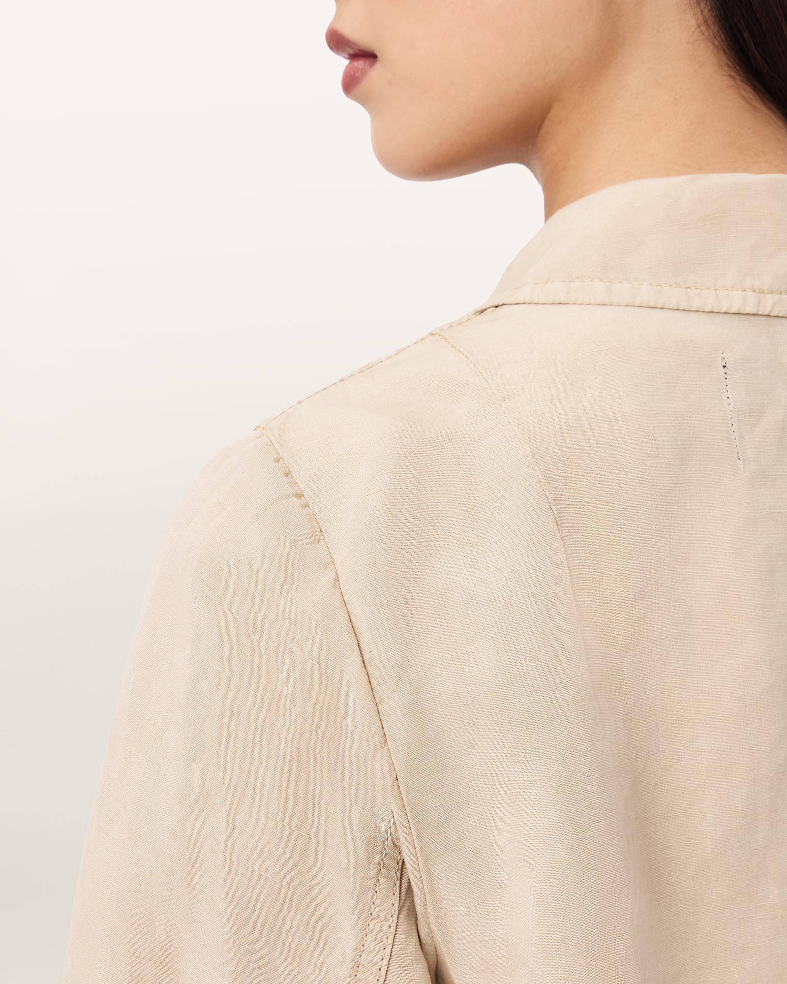 LIGHTWEIGHT FABRIC