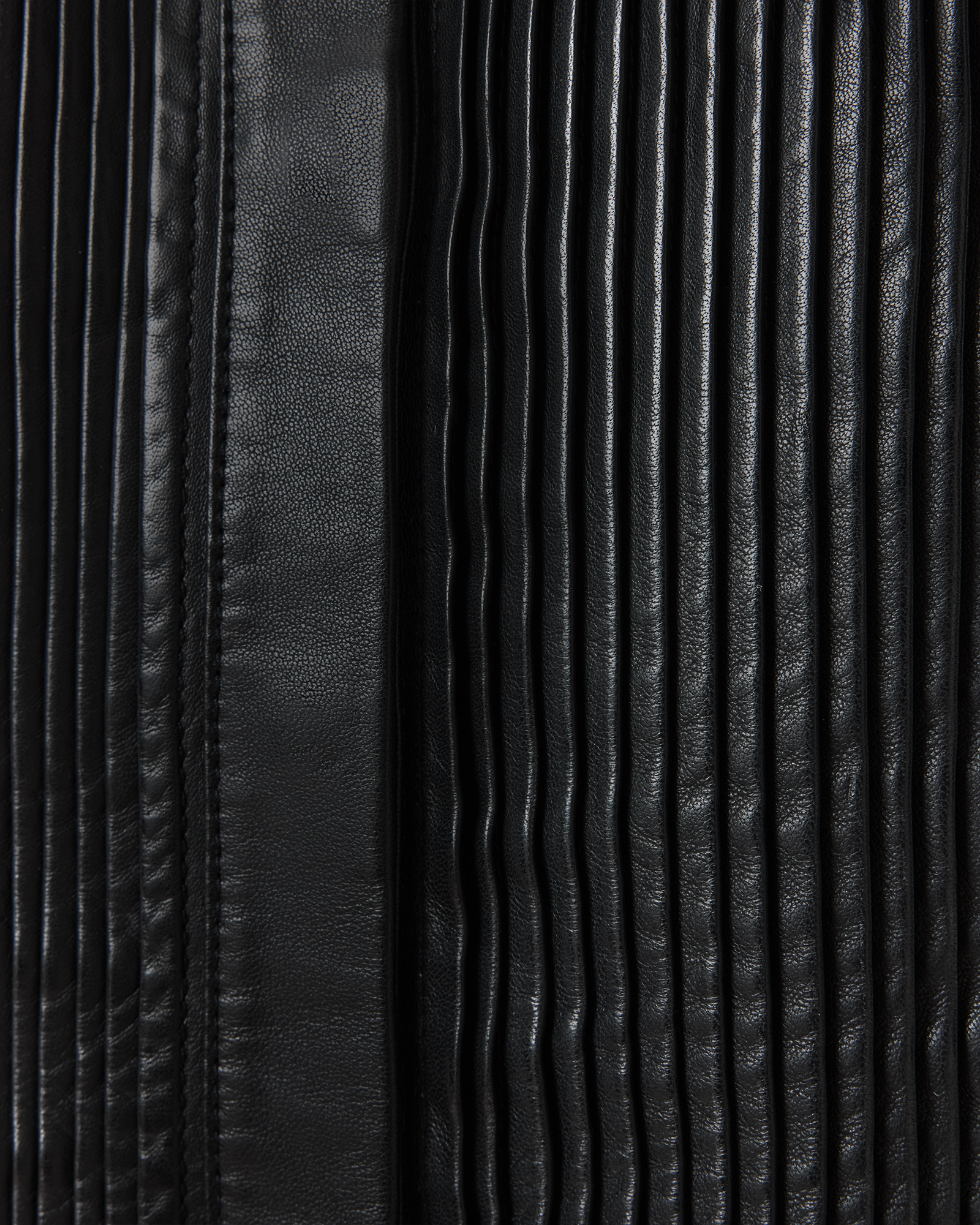 LEATHER PLEATS