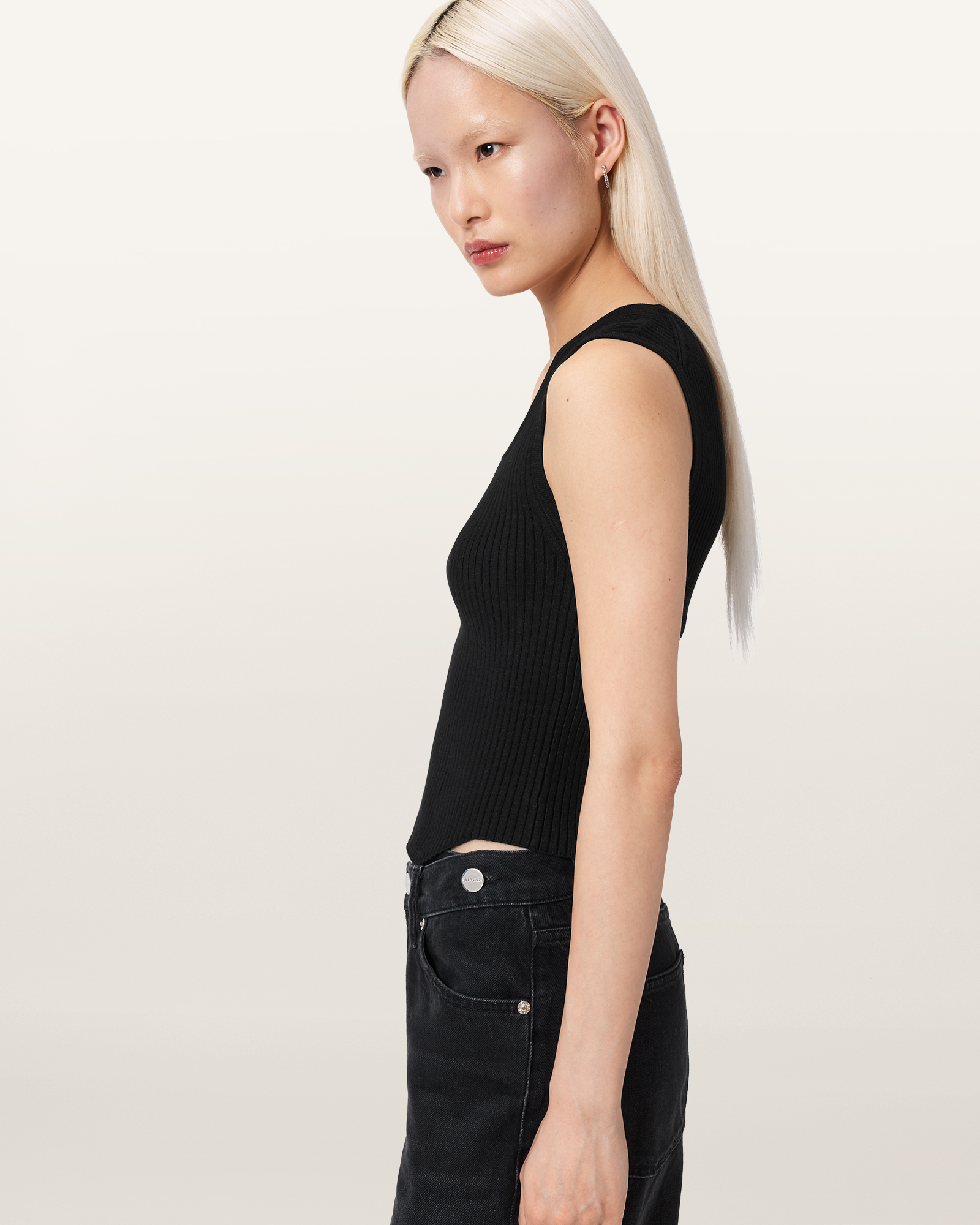 SLIM FIT