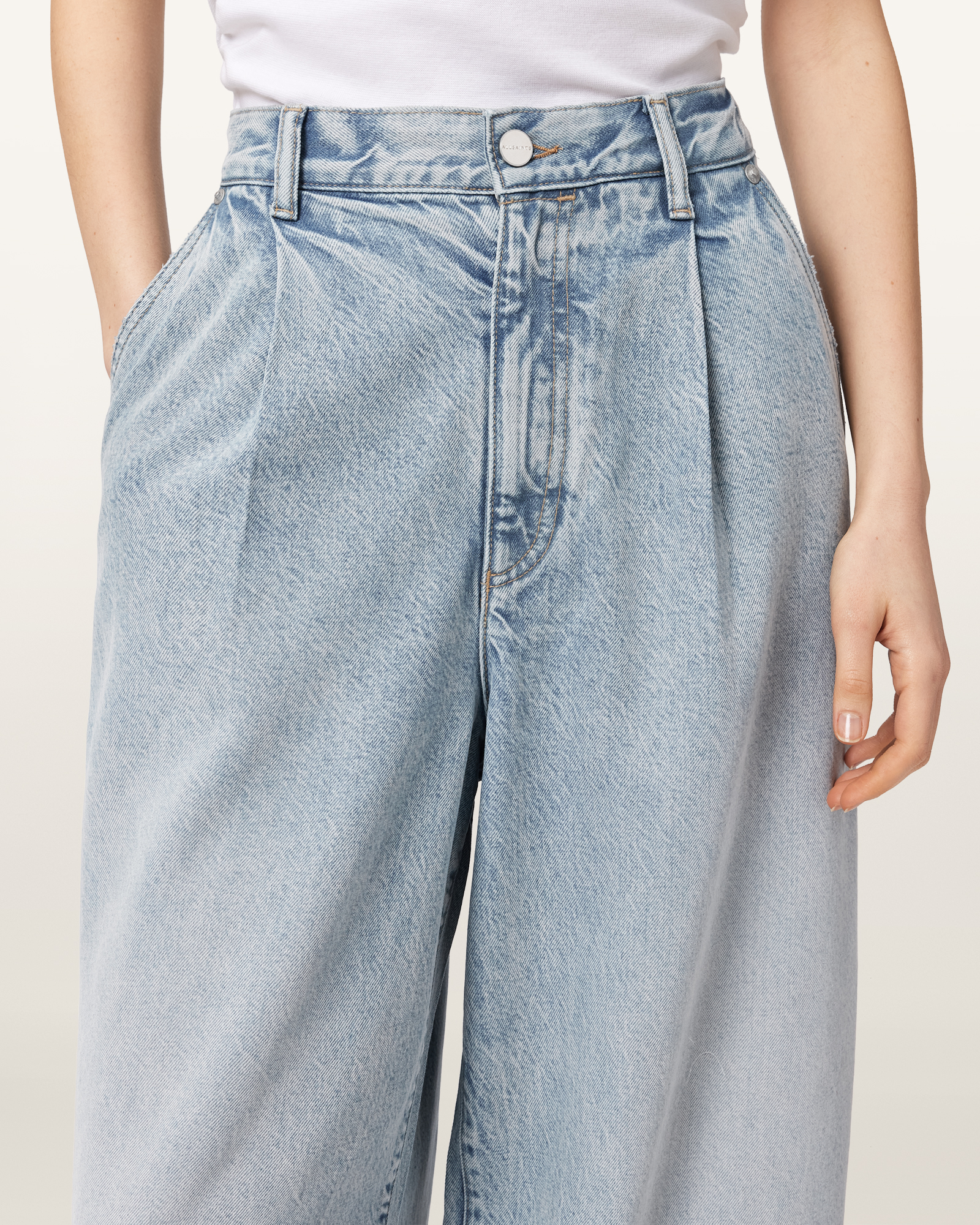 WIDE LEG