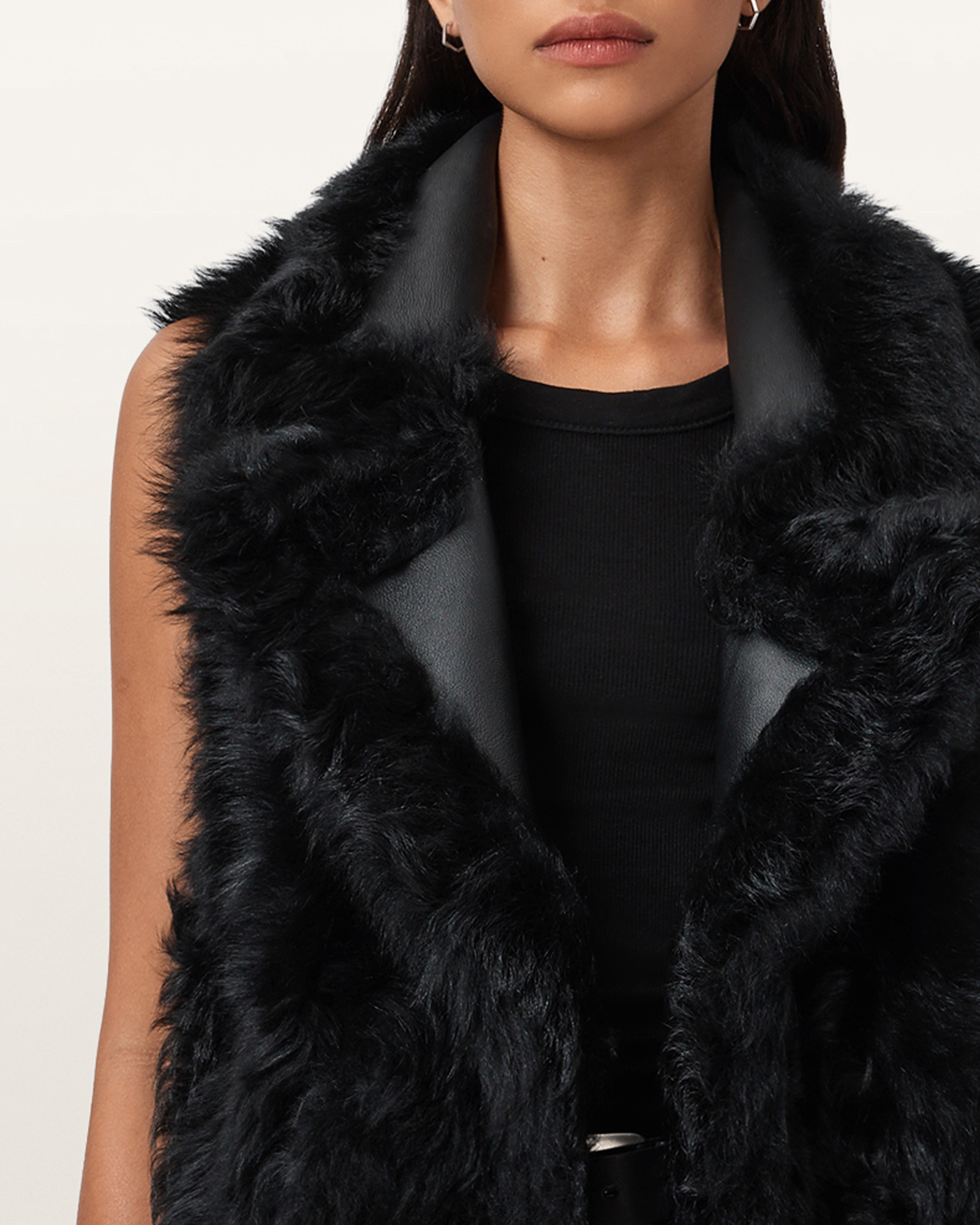 SHORT HAIRED SHEARLING