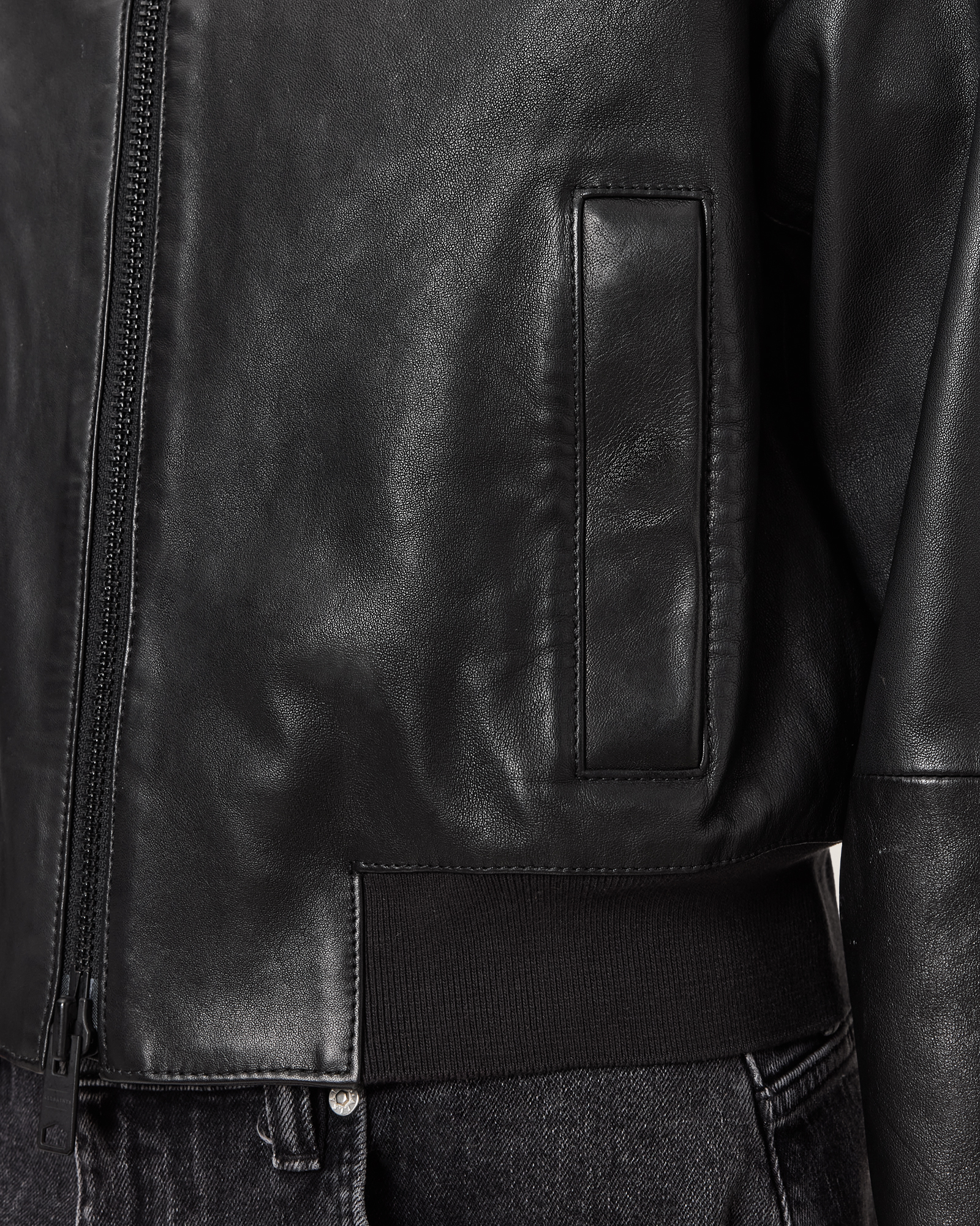 WELT POCKETS