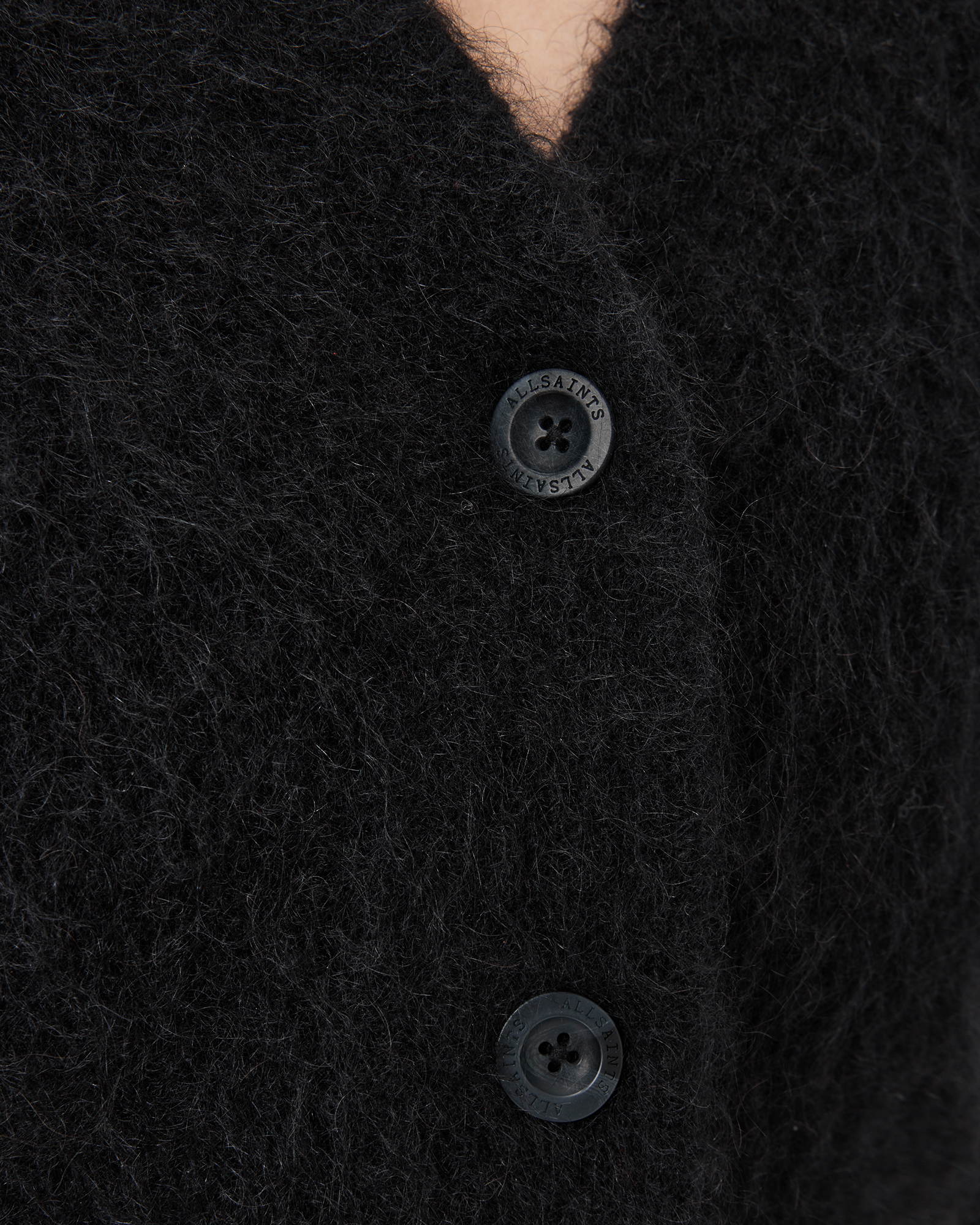 BUTTON CLOSURE