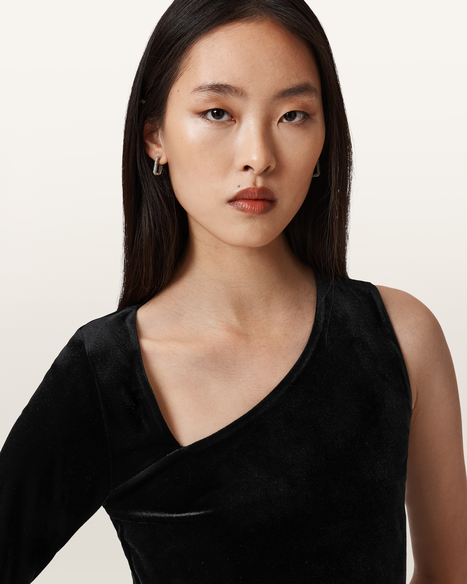 LONG SLEEVE/SLEEVELESS