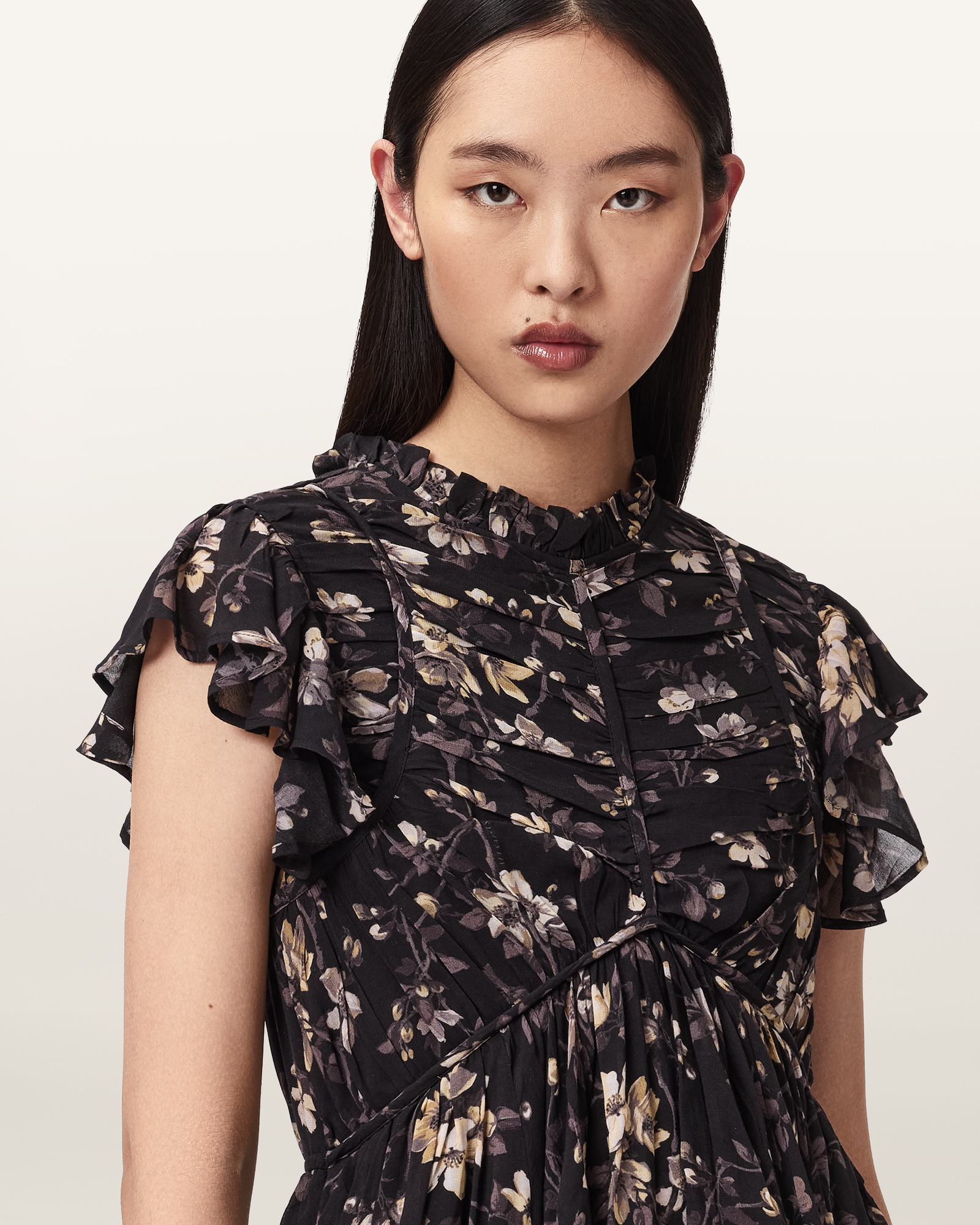 FRILL SLEEVES