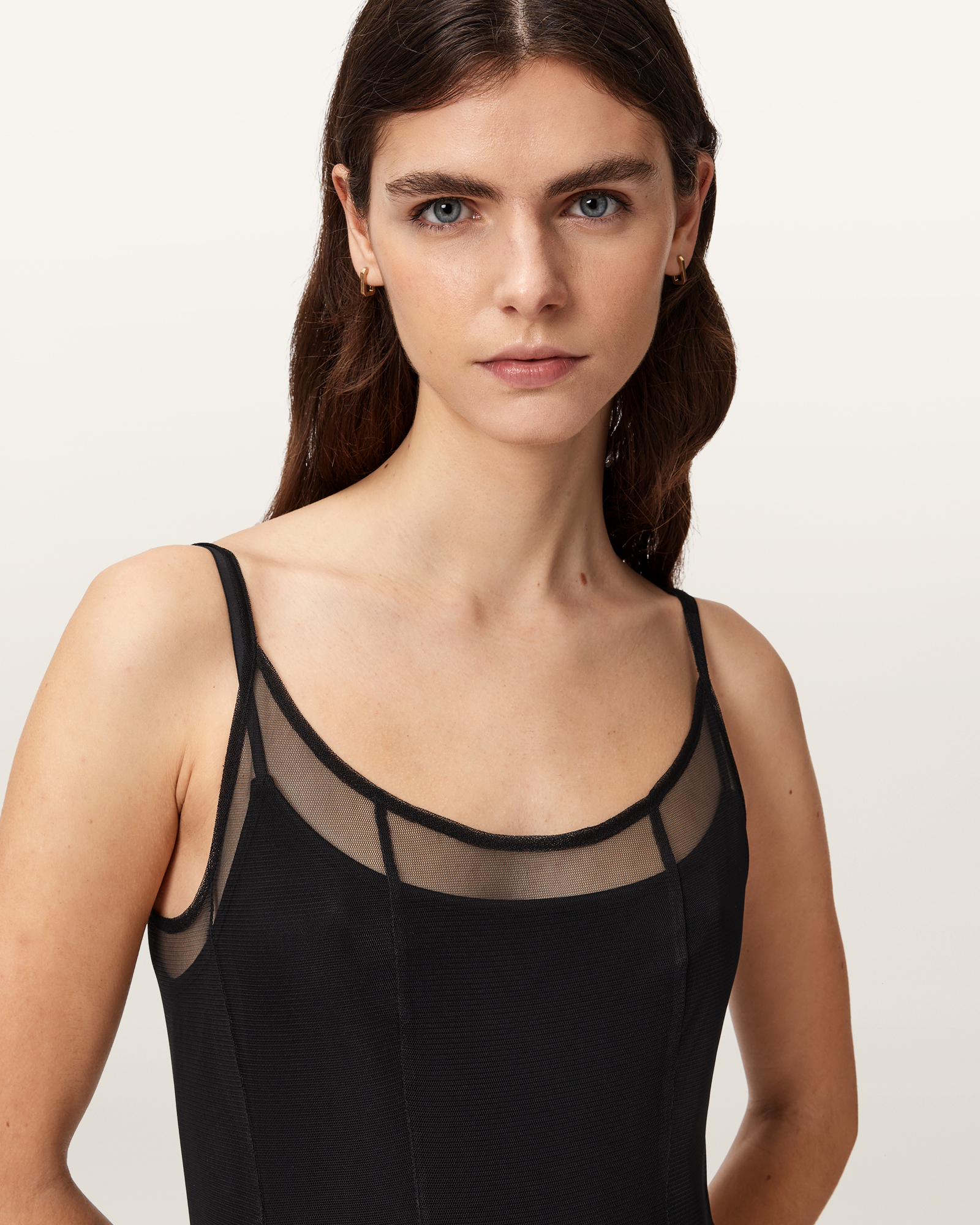 ADJUSTABLE STRAPS
